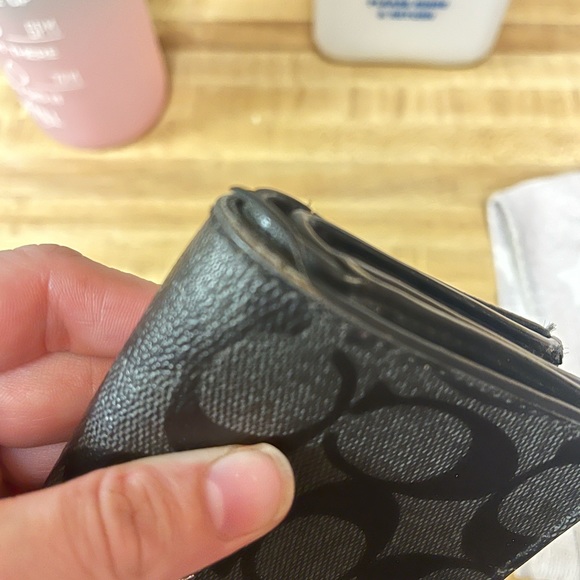 Coach wallet - Picture 2 of 4